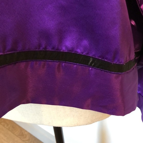 Victoria’s Secret purple with black beaded design long sleeve top pullover M - Picture 4 of 14